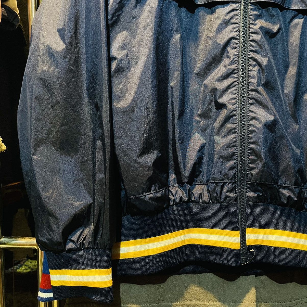 Champion × Vintage 80’ Champion Light Weight Nylon Track-Jacket Size US L / EU 52-54 / 3 - 6 Thumbnail