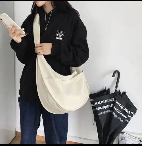 Japanese Brand × Vintage Large Capacity Nylon Hobos/Crossbody Bags Unisex Size ONE SIZE - 3 Thumbnail
