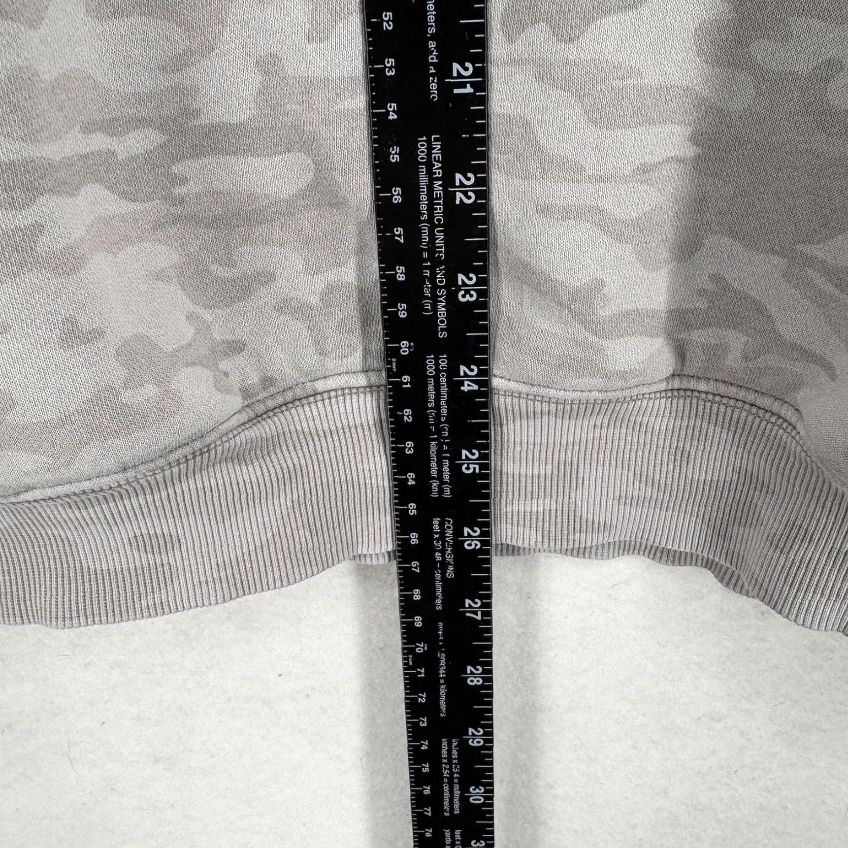 Vintage Alphalete Hoodie Mens Large Gray Camo Fleece Pullover Gym Training Athletic PBNS Size US L / EU 52-54 / 3 - 7 Thumbnail