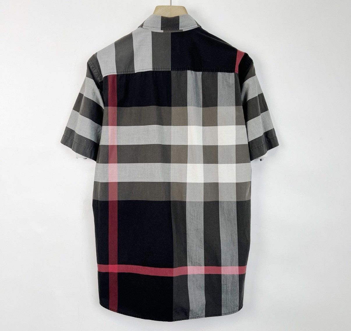 Burberry Burberry Dark Grey Check Pocket Short Sleeve Shirt K12 Size US M / EU 48-50 / 2 - 2 Thumbnail
