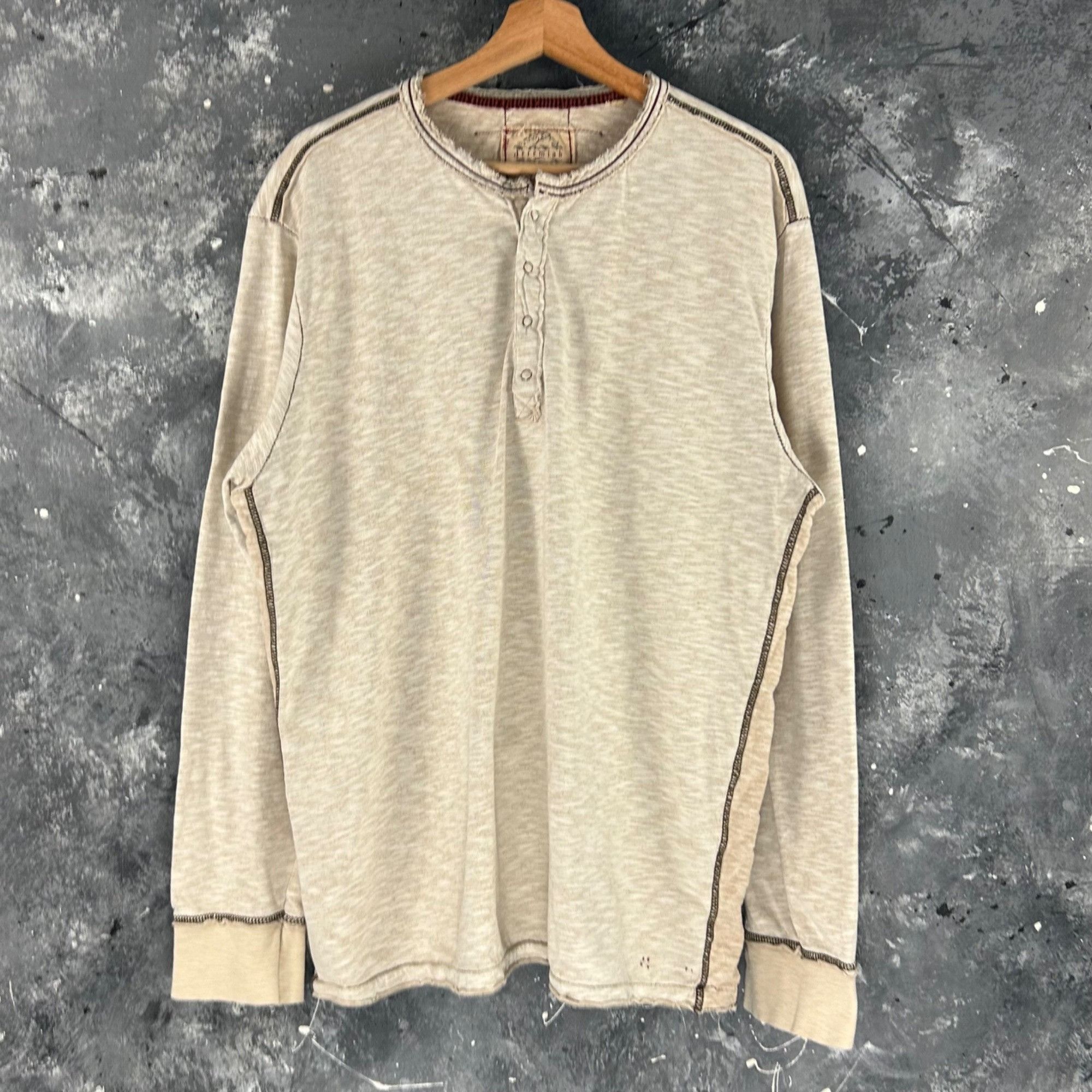 Aeropostale Vintage 2000’s Jeremiah tan long sleeve Size US XL / EU 56 / 4 - 1 Thumbnail