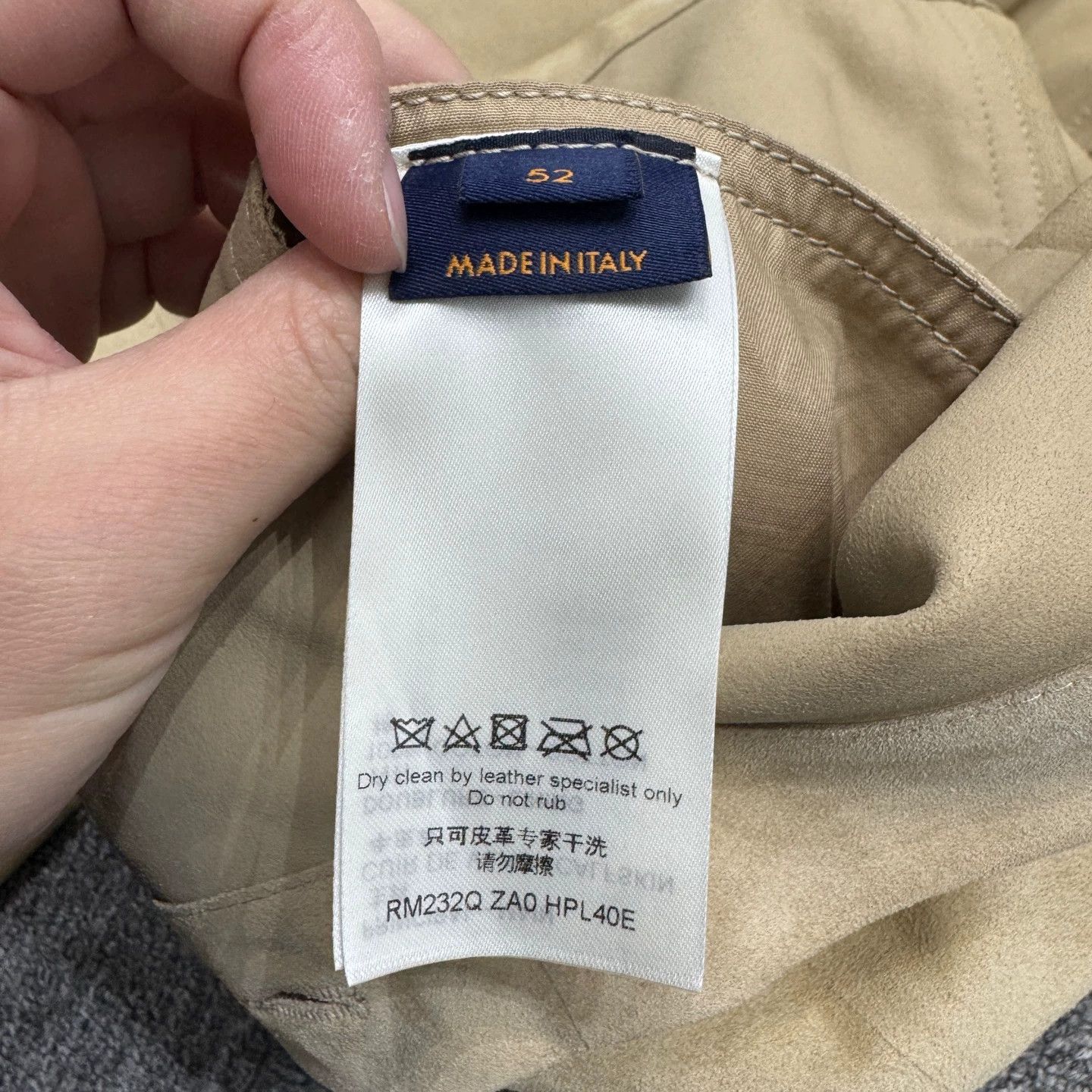 Louis Vuitton LV Monogram embossed pocket suede jacket 98 New Size US L / EU 52-54 / 3 - 3 Thumbnail
