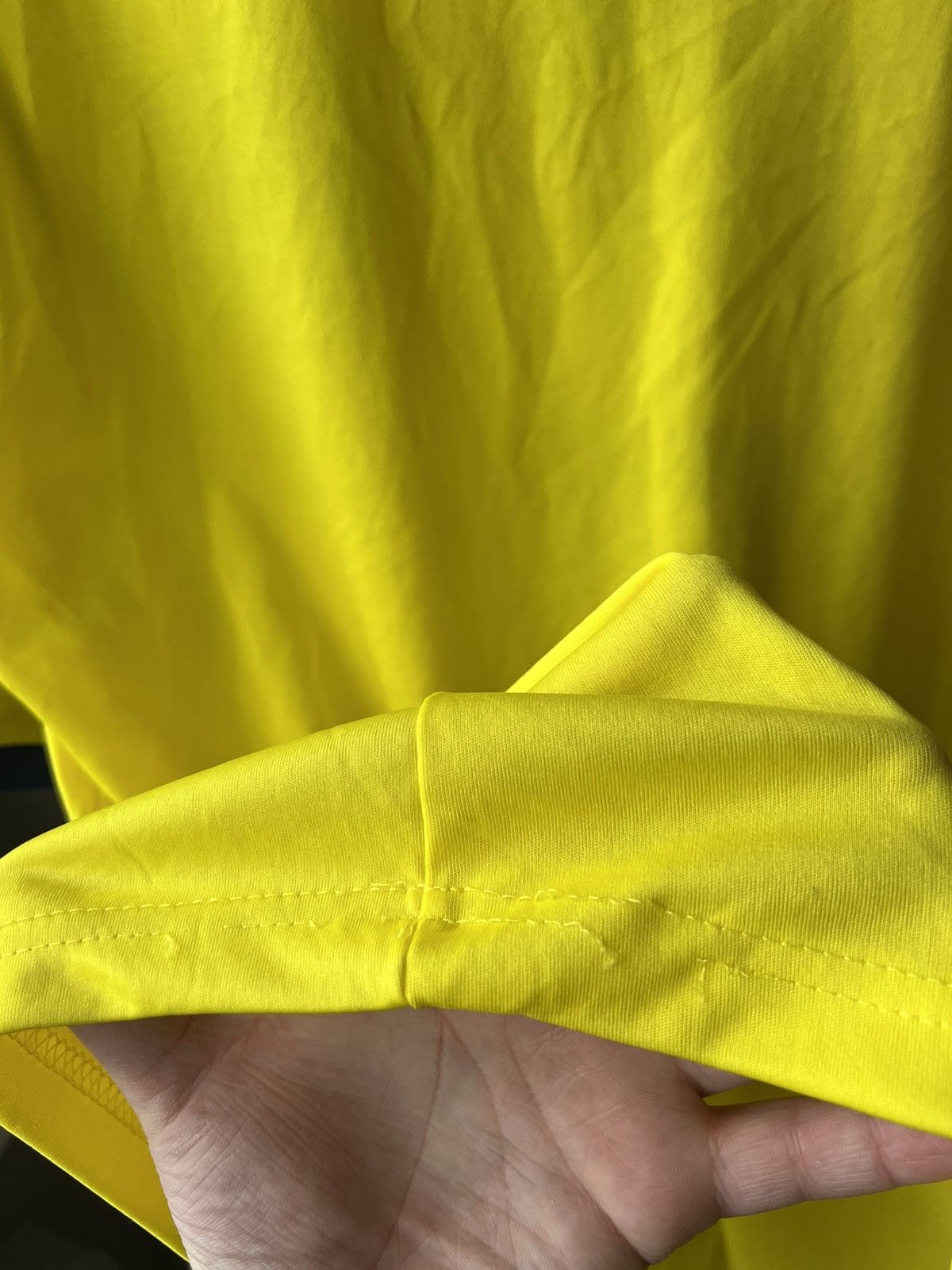 Vintage 2025/26 KERALA BLASTERS INDIA SOCCER JERSEY FOOTBALL SHIRT Size US XL / EU 56 / 4 - 16 Thumbnail