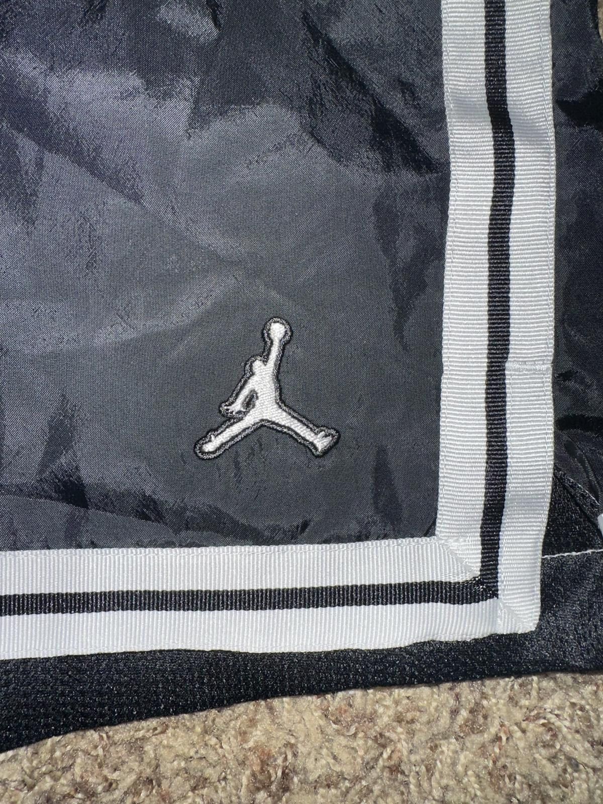 Designer Air Jordan Men’s Essential Woven Black Basketball Shorts Sample Size US 30 / EU 46 - 2 Thumbnail