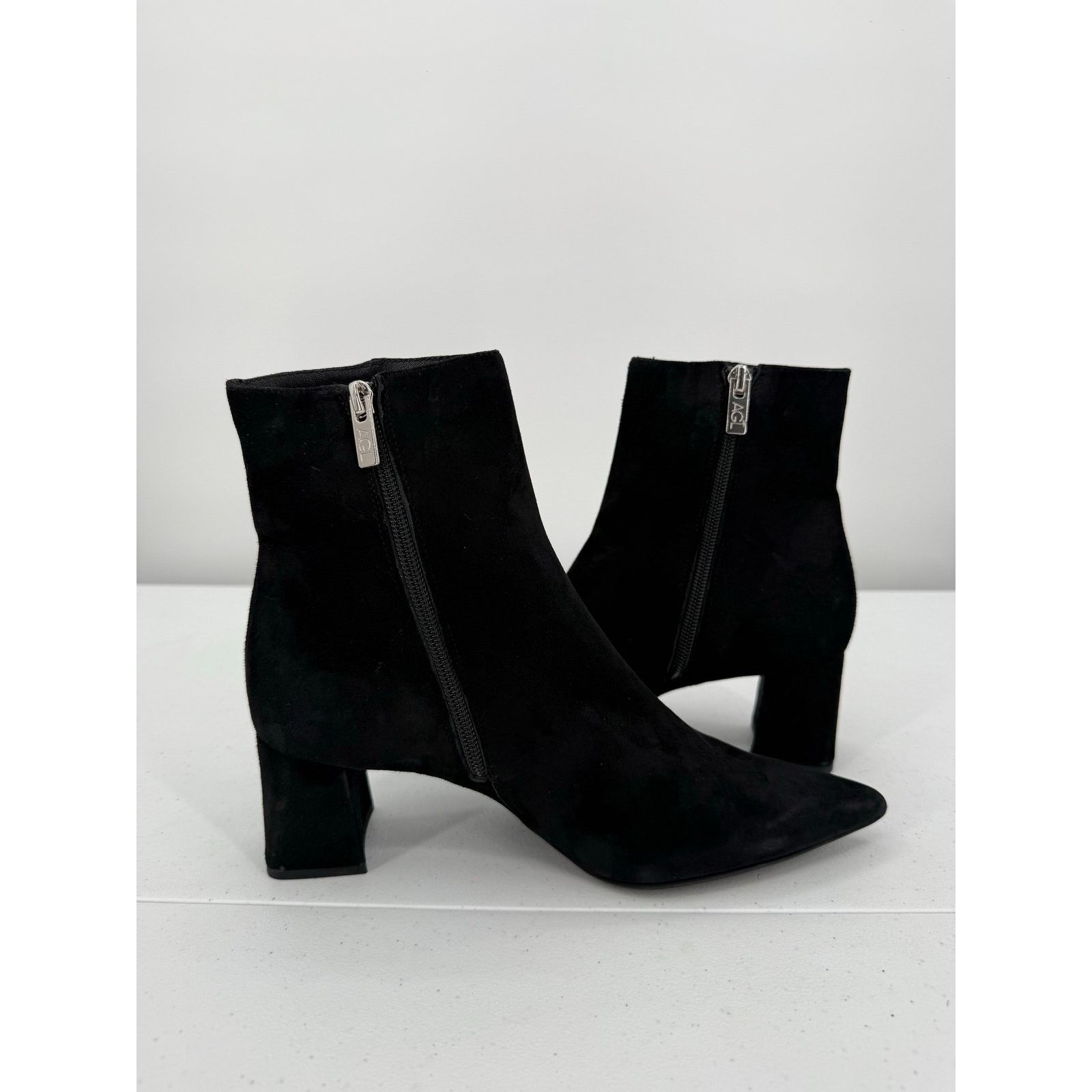 AGL AGL Mimma Black Pointed Toe Block Heel Suede Leather Bootie Size US 7.5 / IT 37.5 - 5 Thumbnail