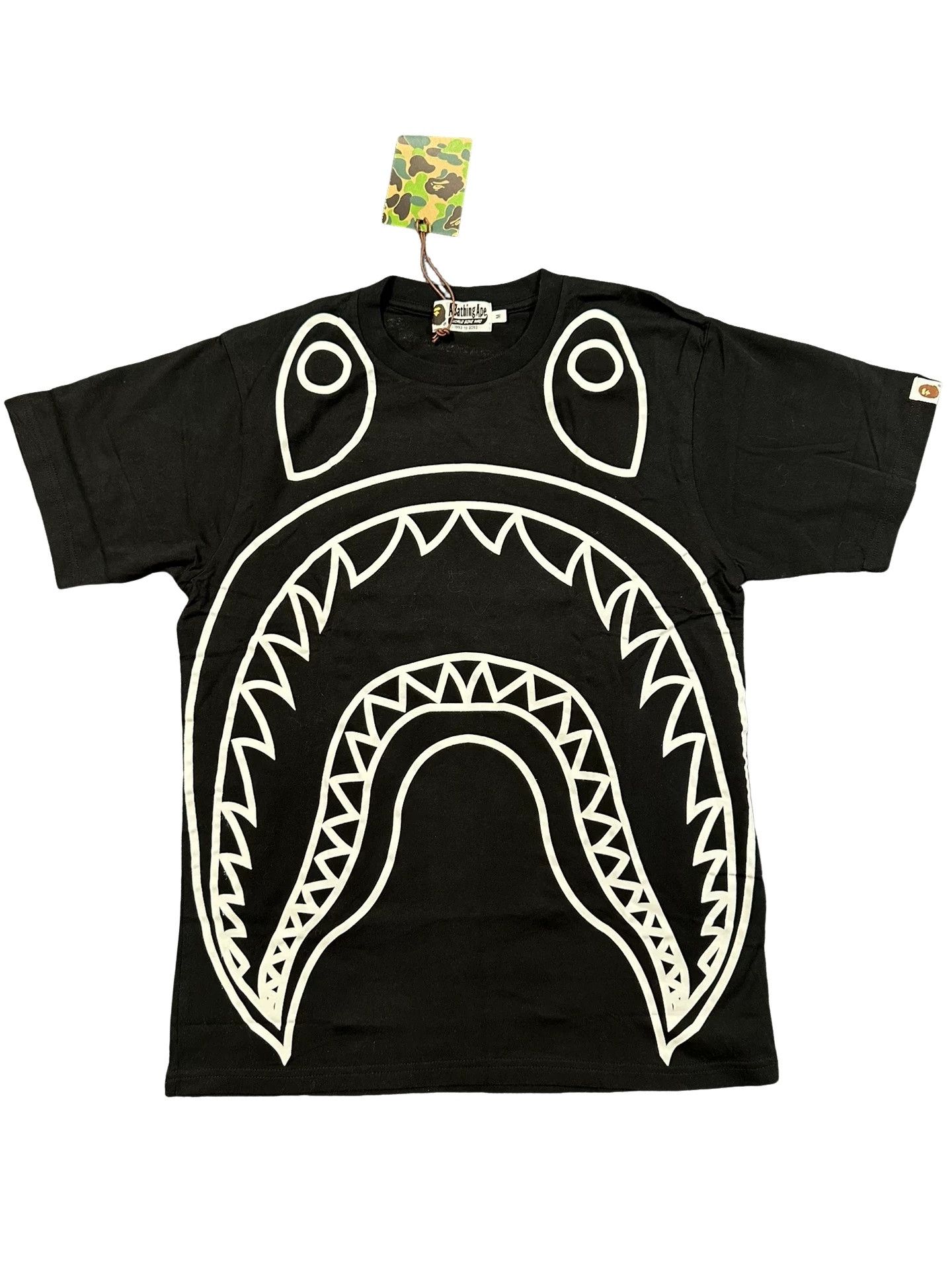Bape BAPE Shark Graphic T-Shirt Size M Size US M / EU 48-50 / 2 - 1 Thumbnail