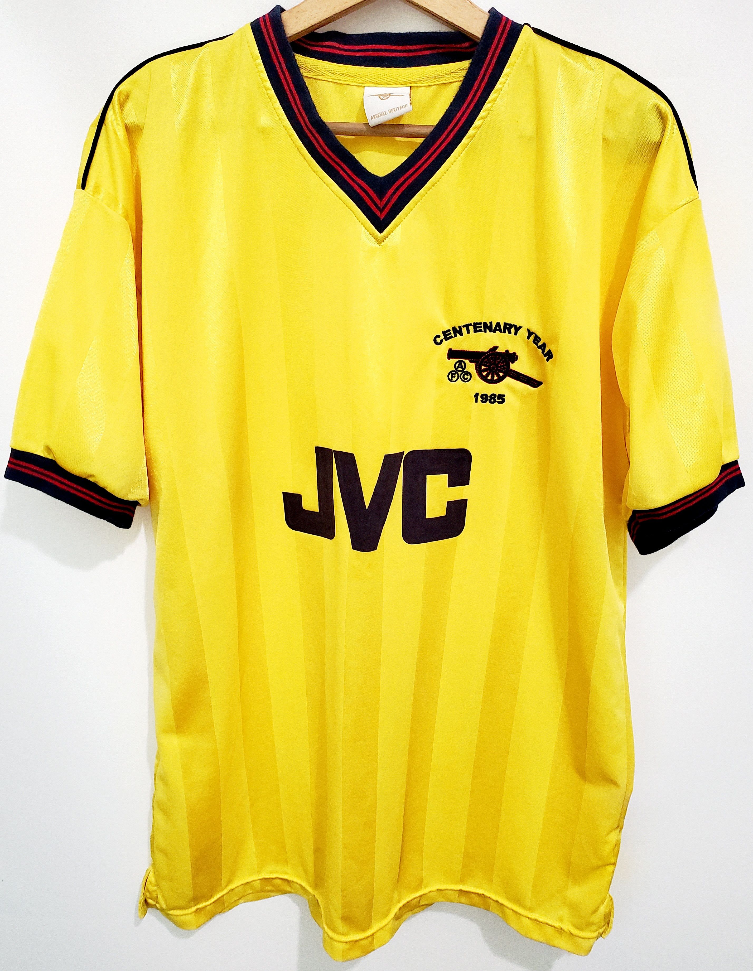 Vintage ARSENAL 1985 AWAY FOOTBALL SHIRT SOCCER JERSEY reprint L Size US L / EU 52-54 / 3 - 1 Thumbnail
