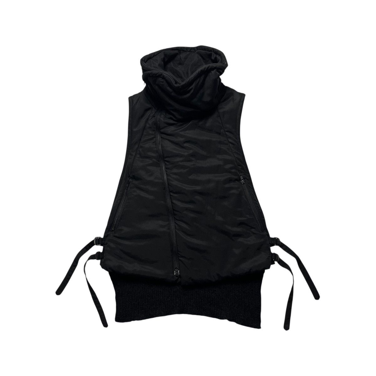 Nude: Masahiko Maruyama Nude: Masahiko Maruyama High Neck Puffer Bondage Vest Size US M / EU 48-50 / 2 - 3 Thumbnail