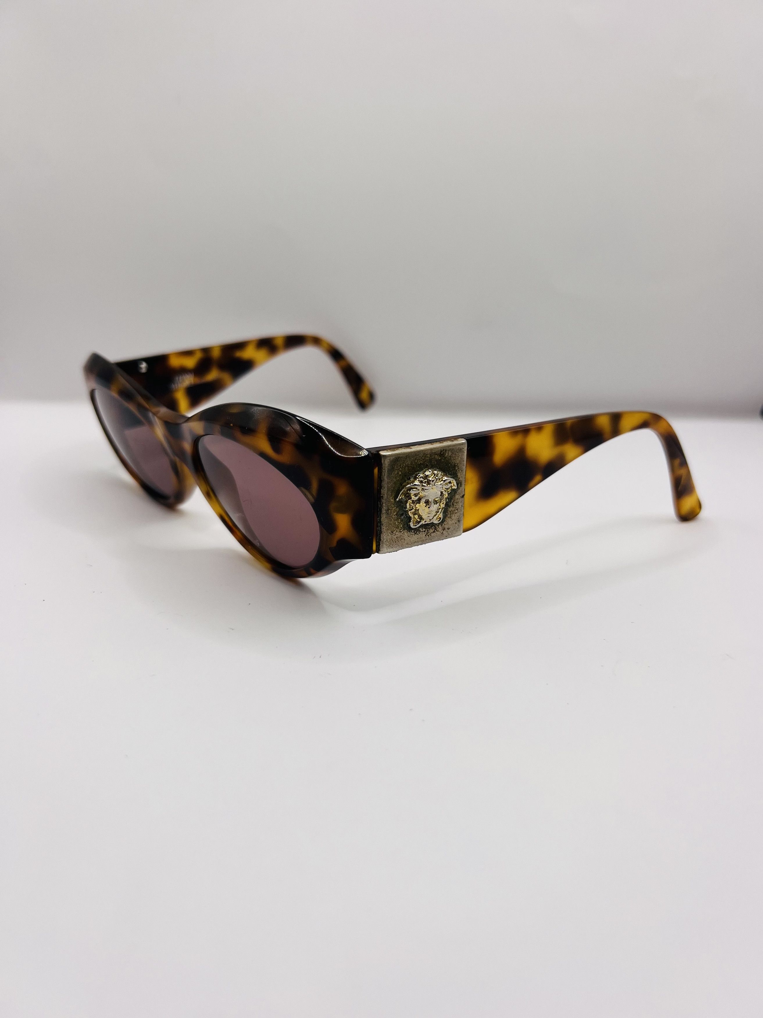 Versace Gianni Versace vintage sunglasses Size ONE SIZE - 1 Thumbnail