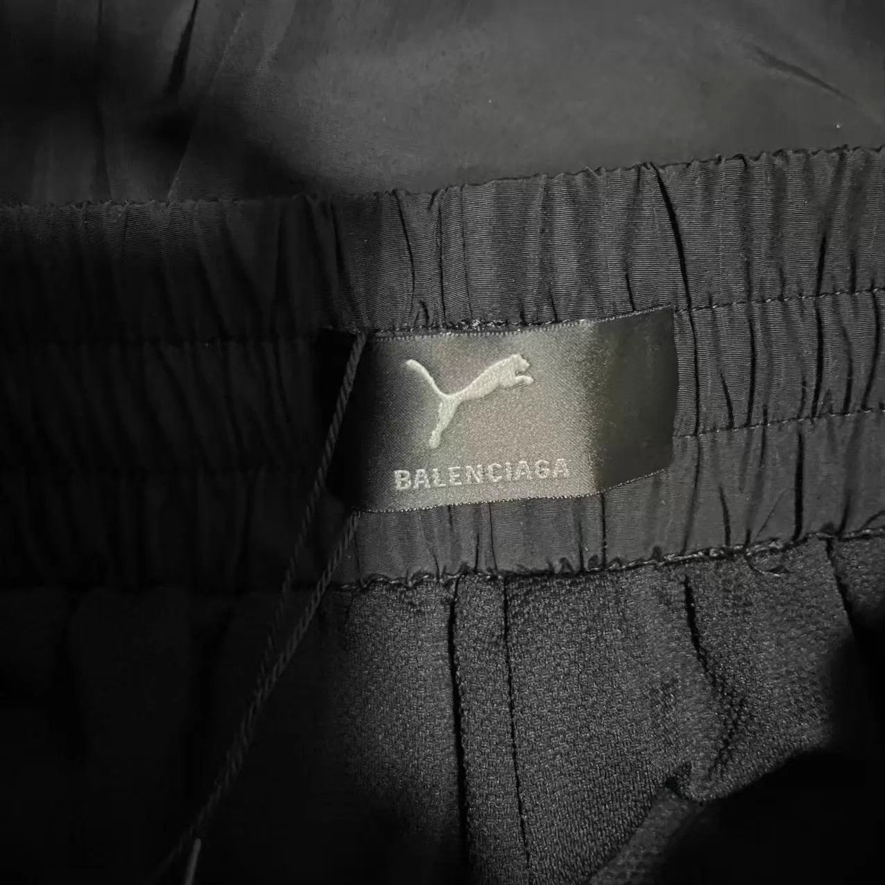 Balenciaga Balenciaga x Puma 25ss Black Red Track Pants XS Size 25" / US 0 / IT 36 - 3 Thumbnail