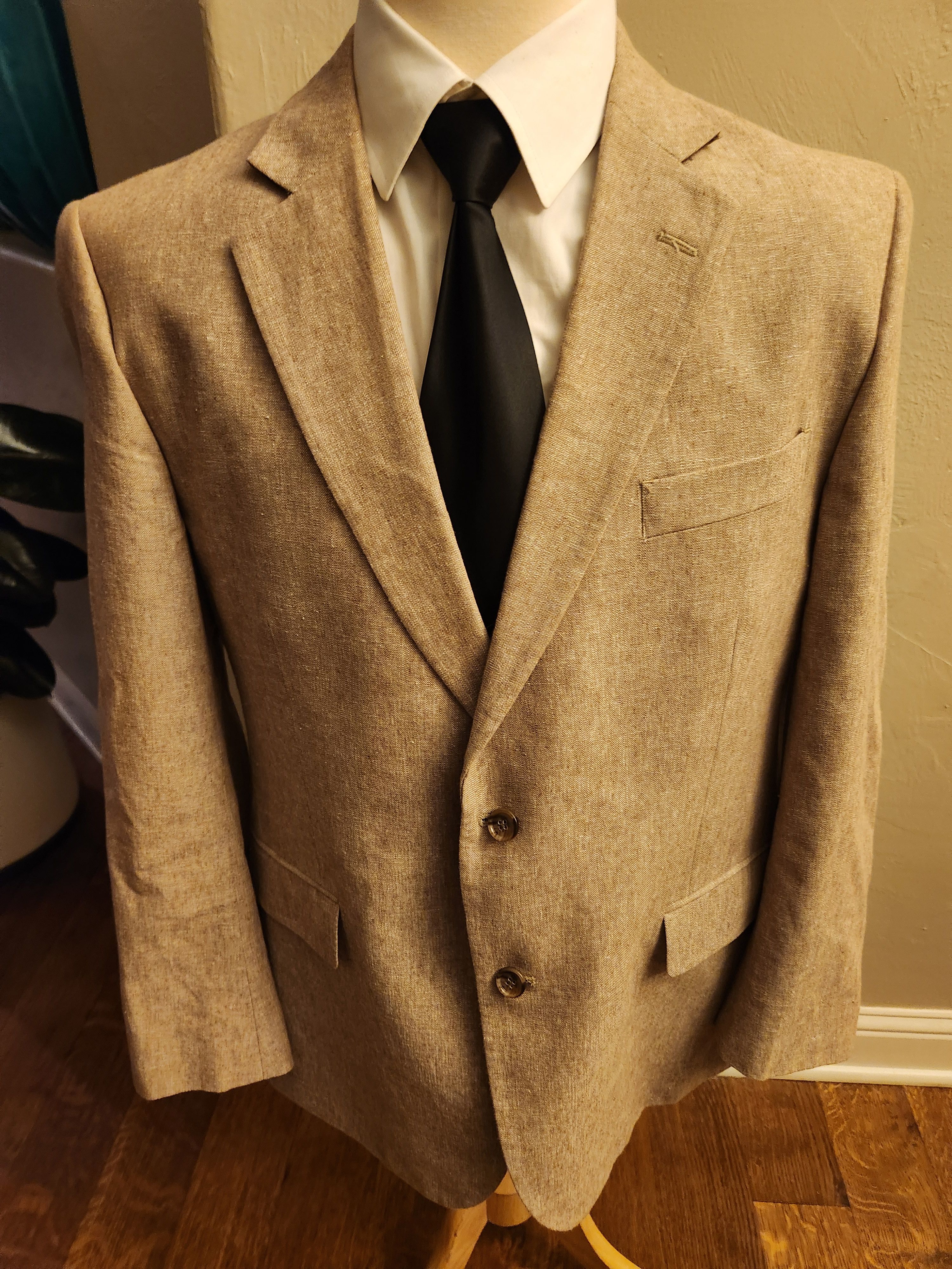 Stafford Classic Men's Linen/Cotton Beige Summer Blazer Size 44R - 1 Thumbnail