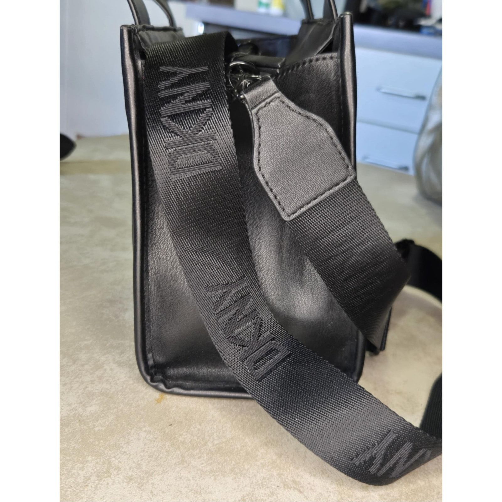 DKNY DKNY all black mini tote bag Cassandra Size ONE SIZE - 7 Thumbnail