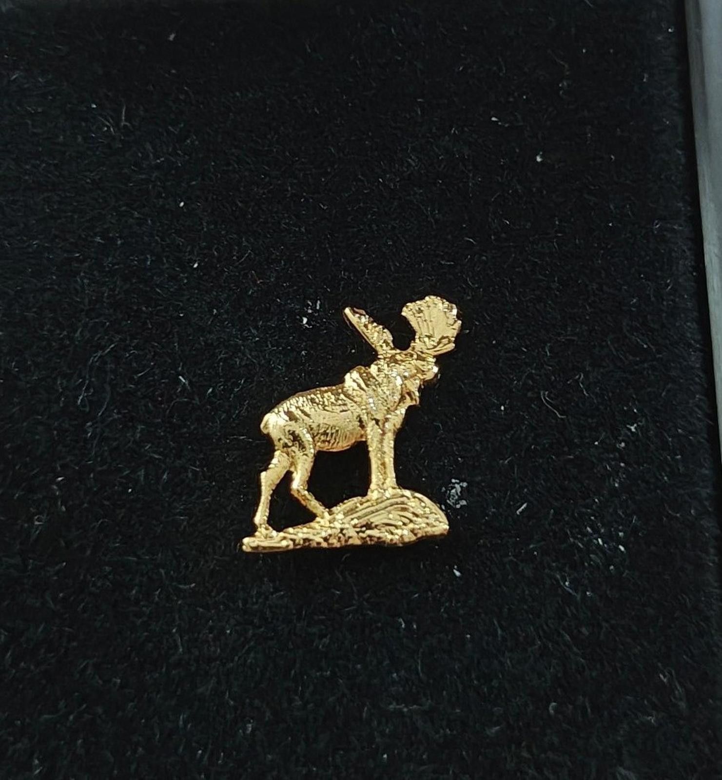 Other 1960s Gold Tone Textured Moose Tie Tack/Lapel Pin Size ONE SIZE - 3 Thumbnail