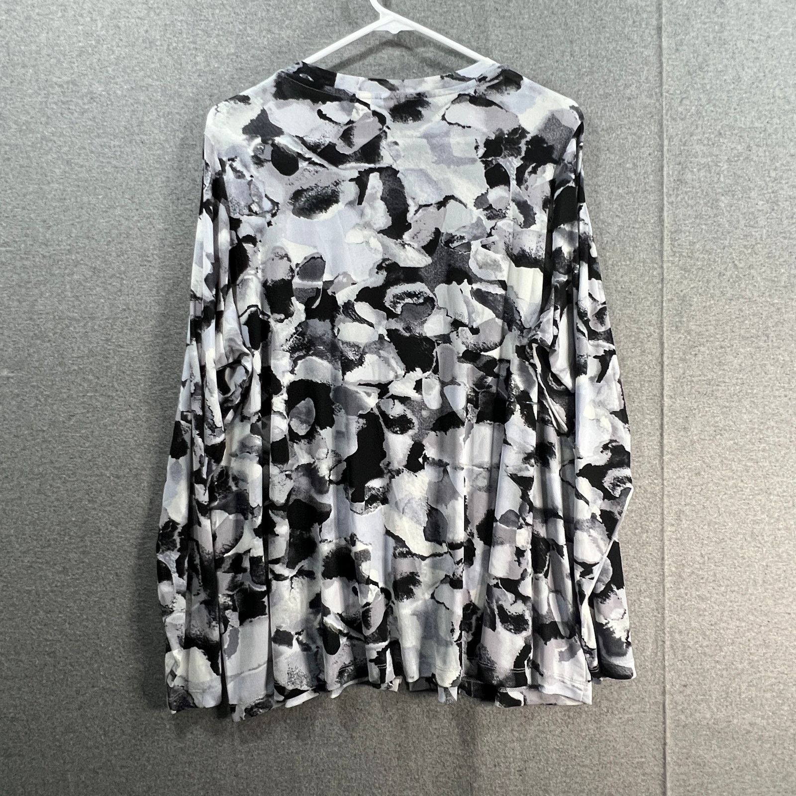 Other LOGO Layers by LoriGoldstein Abstract Marble Size XL / US 12-14 / IT 48-50 - 2 Thumbnail