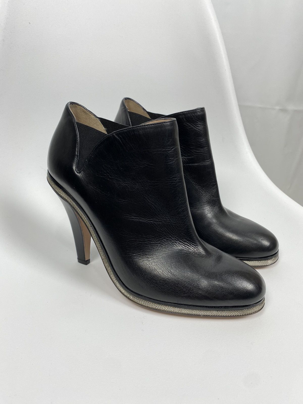Giorgio Armani Giorgio Armani Leather Ankle Boots size 40 Size US 10 / IT 40 - 1 Thumbnail