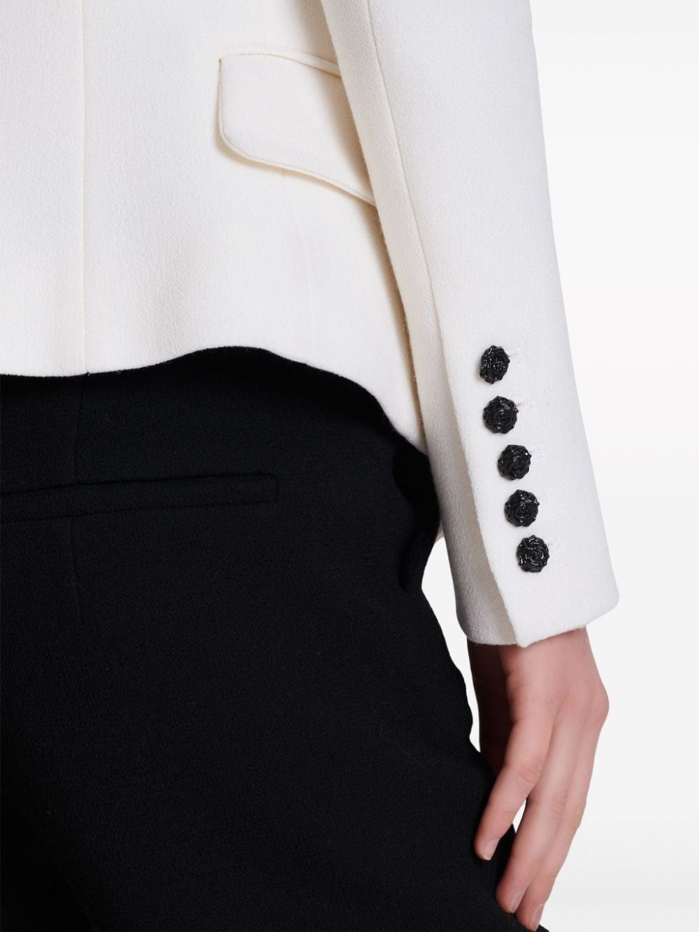 Balmain o1s1wg110825 Double Breasted Blazer in White Size L / US 10 / IT 46 - 4 Thumbnail