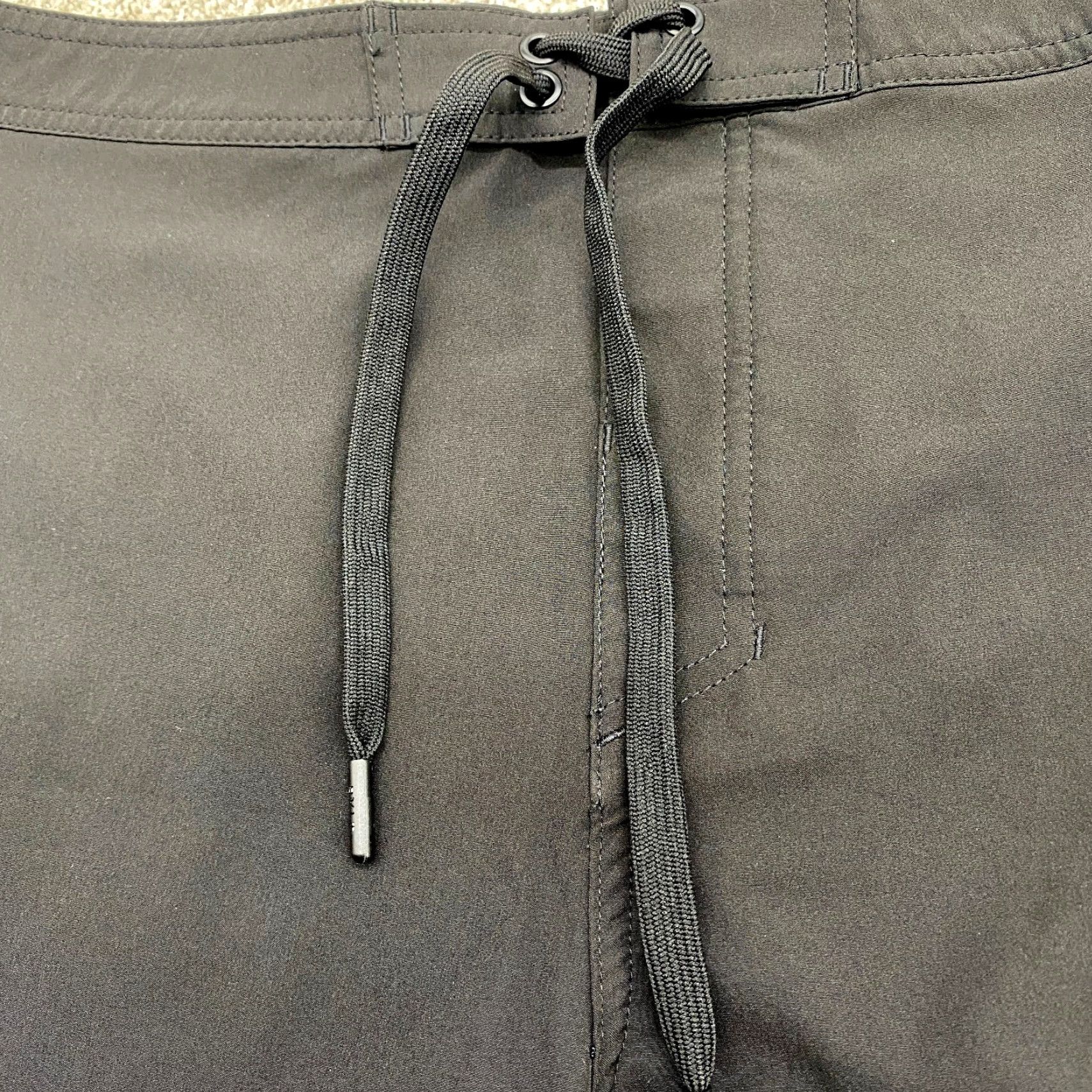 Asics BYLT Premium Basics Shorts Mens 33x6 Black Drawstring Pockets 6718 Size US 33 - 4 Thumbnail