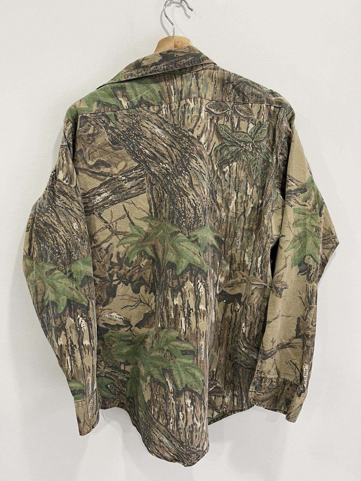 Mossy Oaks Vintage Mossy Oaks Camo Real Tree Button Up Shirt Laege Size US L / EU 52-54 / 3 - 2 Thumbnail