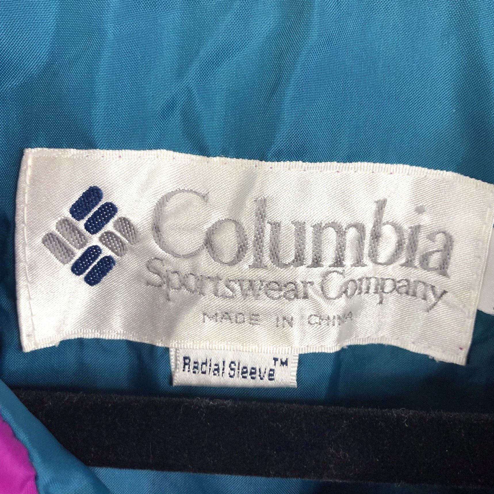 Vintage VINTAGE Columbia Jacket Womens Large Purple Windbreaker Neon Radial Sleeve Coat Size L / US 10 / IT 46 - 7 Thumbnail