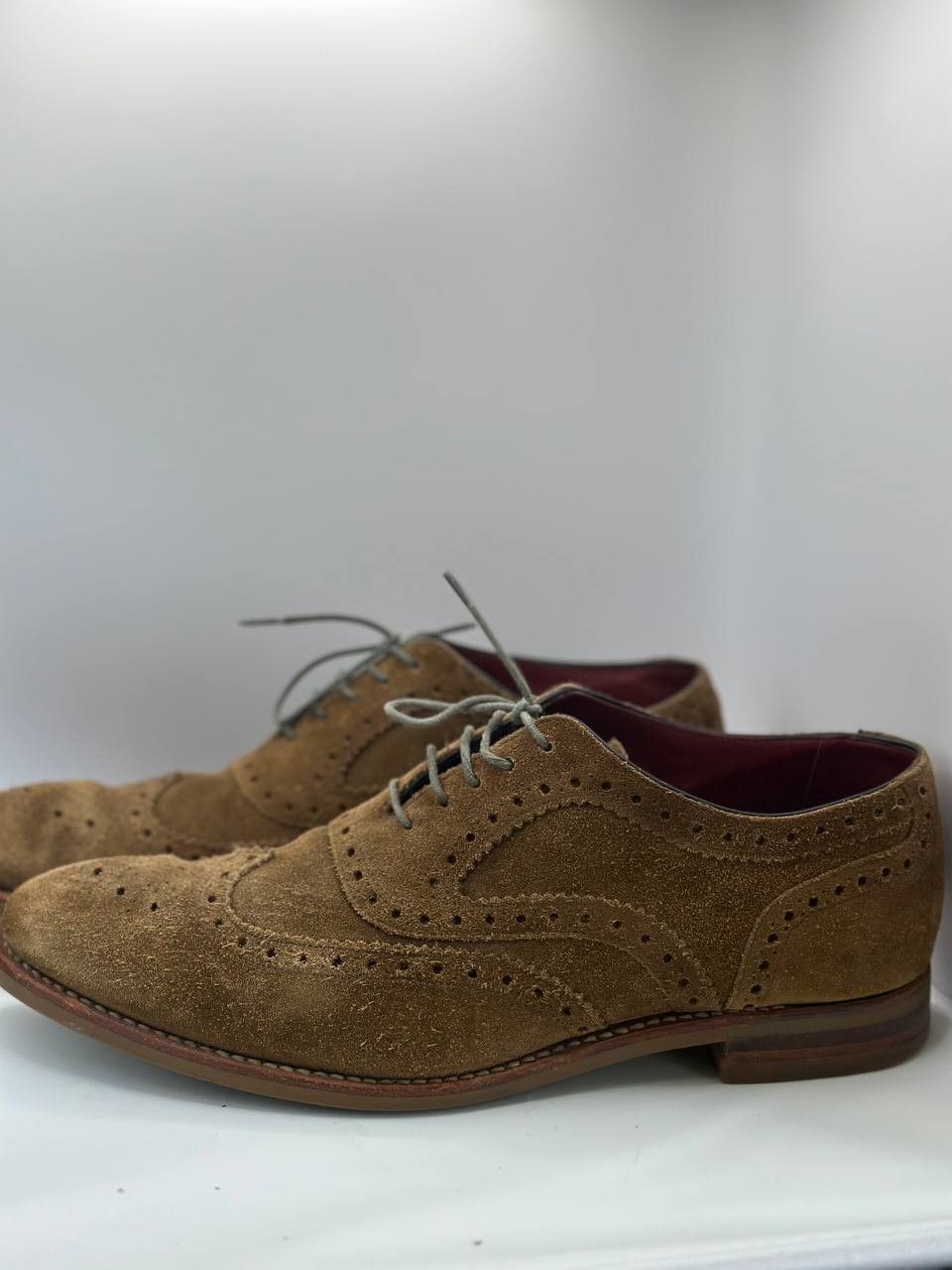 Loake Loake Kerridge TG Suede Brogues Claridge/F UK 8 Almond Toe Size US 9 / EU 42 - 5 Thumbnail