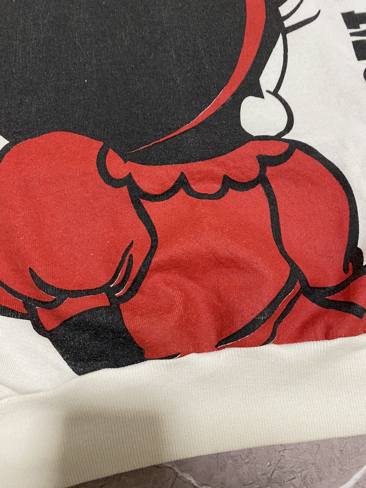 Disney Vintage 80s Disney Minnie Mouse Big Logo Sweatshirt USA Size US XL / EU 56 / 4 - 20 Thumbnail