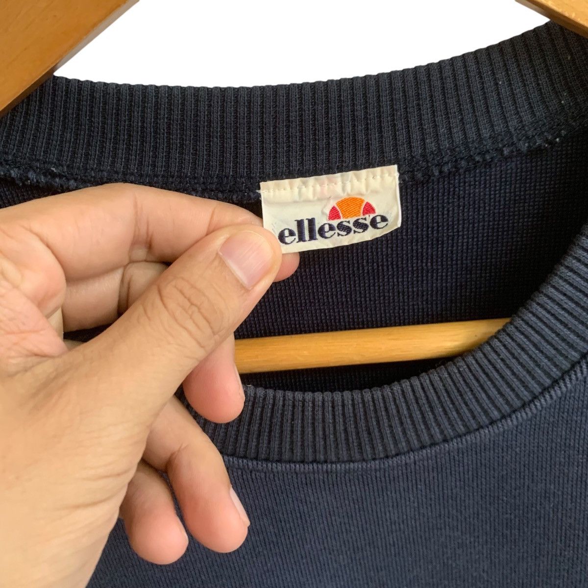 Ellesse × Vintage Vintage Ellesse Sweatshirt Navy Rare Medium Size US M / EU 48-50 / 2 - 3 Thumbnail