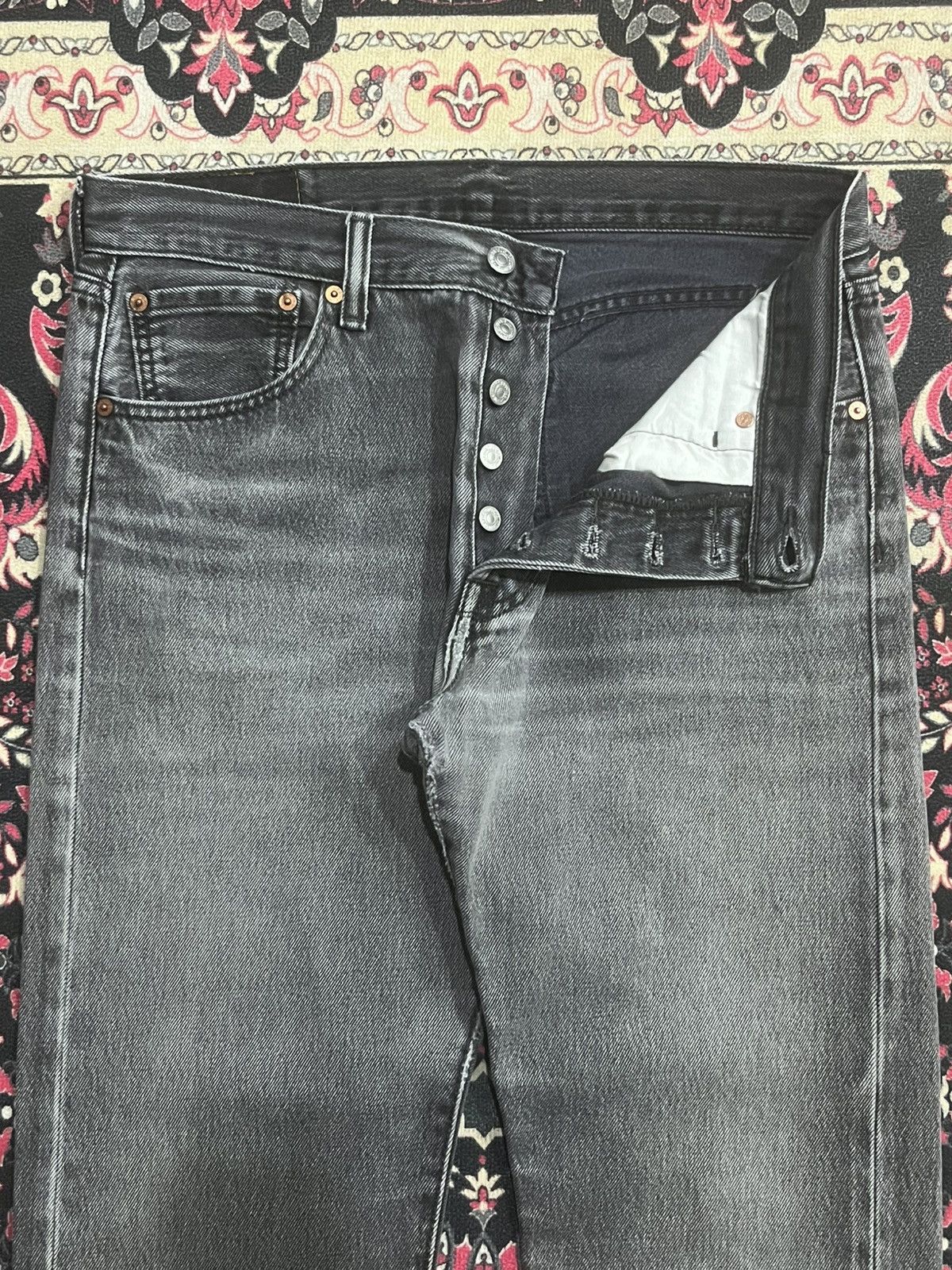Levi's Vintage Y2K 501 Grey Washed Buttonfly Straight Leg Jeans Size US 32 / EU 48 - 5 Thumbnail