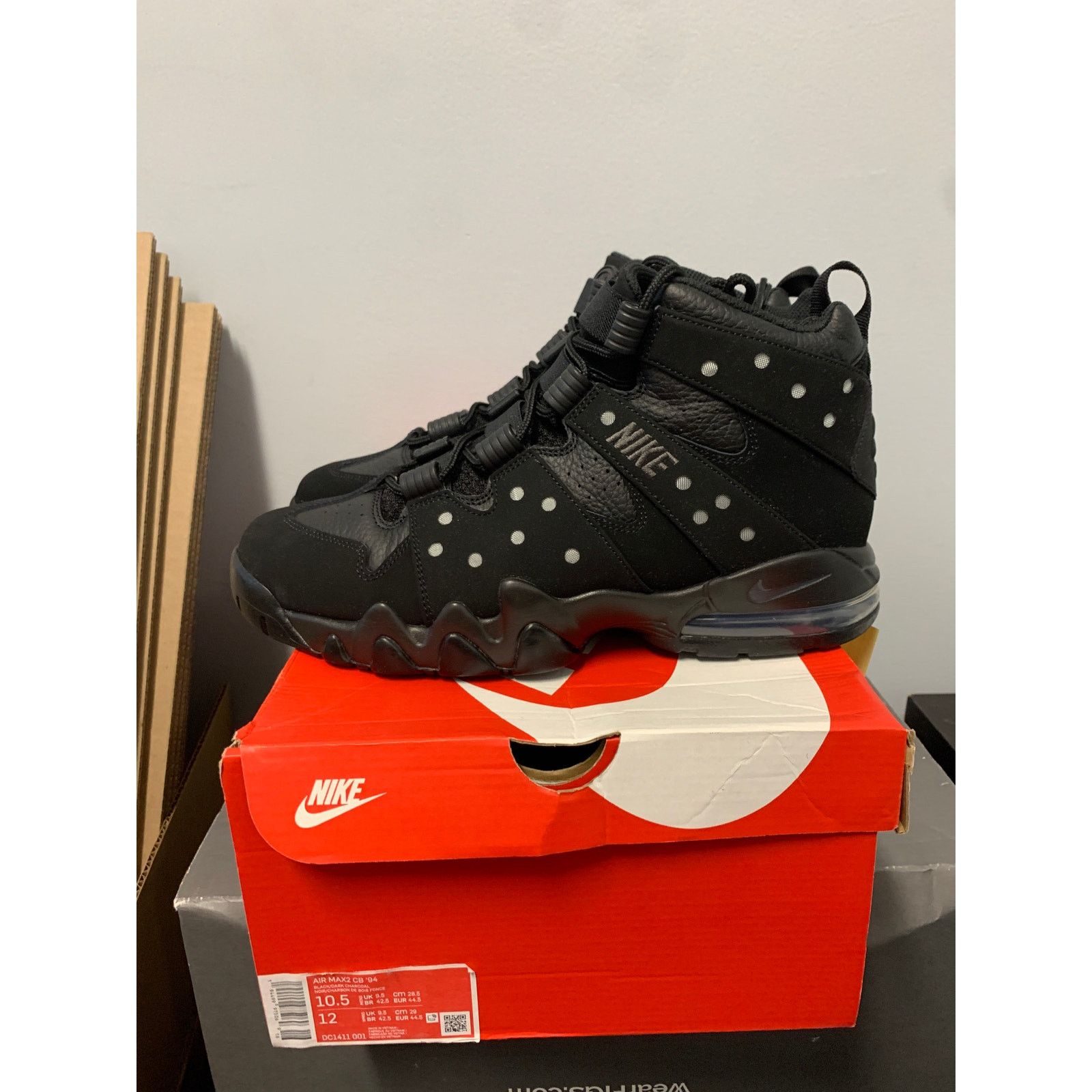 Nike Nike Air Max 2 CB '94 Triple Black Size 10.5 Worn Once Size US 10.5 / EU 43-44 - 1 Thumbnail