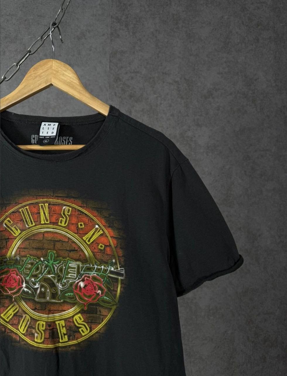 Guns N' Roses Guns N Roses rock band tee Size US L / EU 52-54 / 3 - 2 Thumbnail