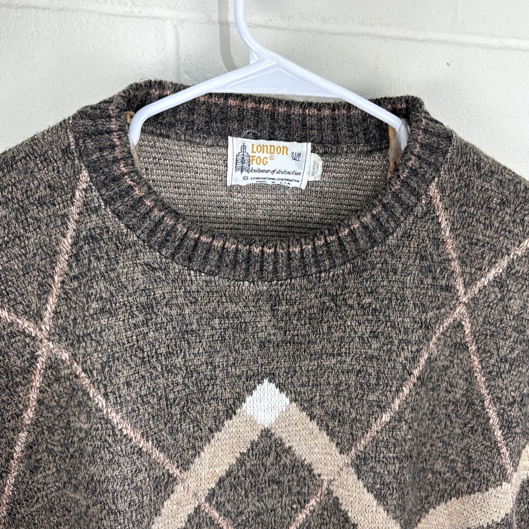 London Fog VINTAGE London Fog Sweater Mens XL Brown Knit Pullover Geometric 90s Lounge Casual Travel Heavyweight Wool Acrylic Crew Neck Long Sleeve Logo Cropped? Size US XL / EU 56 / 4 - 4 Thumbnail