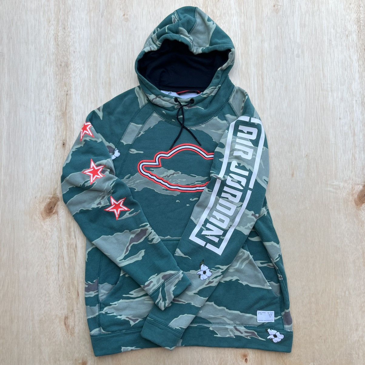 Jordan Brand AIR JORDAN PULLOVER HOODIE CAMO TS GREEN BIG LOGO Size US XL / EU 56 / 4 - 4 Thumbnail