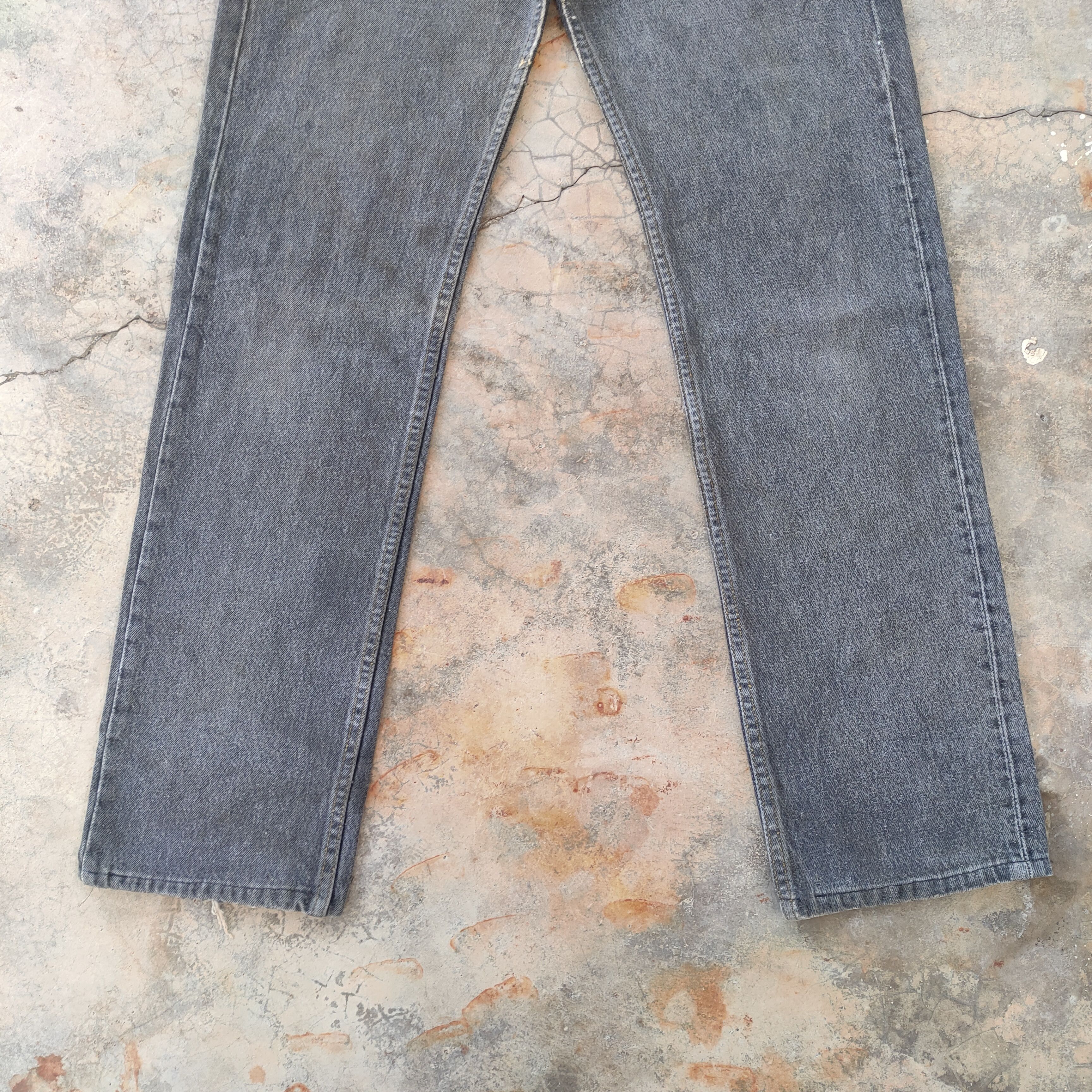 Levi's Vintage Clothing VINTAGE 93' LEVI'S 501 USA FADED BLACK JEANS DENIM PANTS Size US 30 / EU 46 - 5 Thumbnail