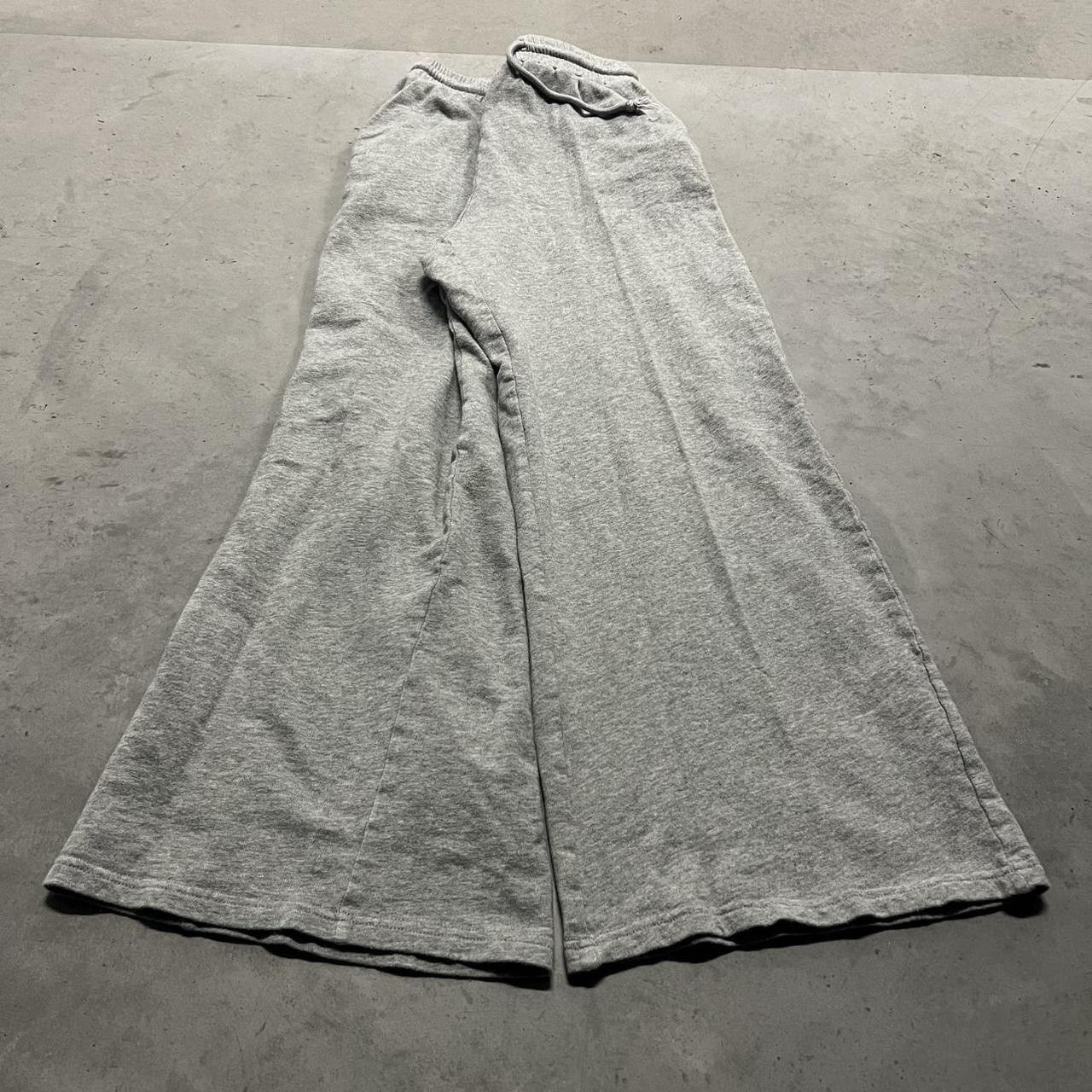Designer Crazy Vintage Y2K/2000s Super baggy Grey Sweatpants! Size 28" / US 6 / IT 42 - 2 Thumbnail