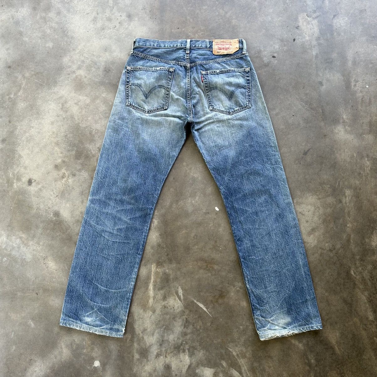 Japanese Brand Vintage Levi’s 501 Distressed Faded Denim Jean Pant W32 Size US 32 / EU 48 - 10 Thumbnail