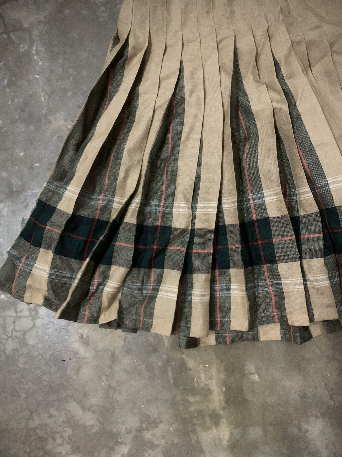 Designer Slimna Made In Britain Nice Skirt Size 30" / US 8 / IT 44 - 5 Thumbnail