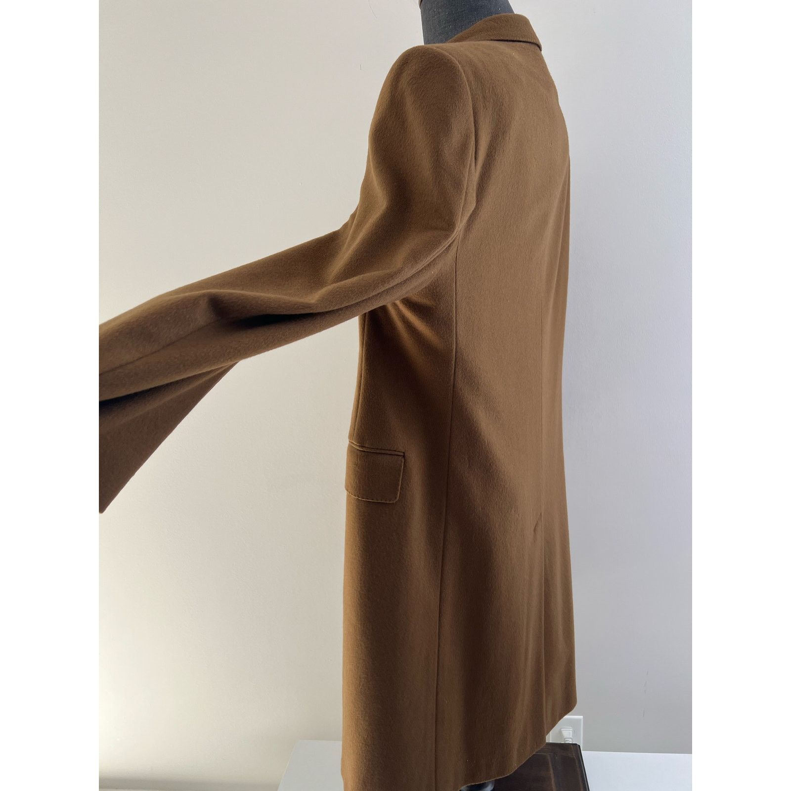 Hickey Freeman Hickey Freeman 3 Button Long Overcoat Vicuña Color Size 40 Size US S / EU 44-46 / 1 - 8 Thumbnail