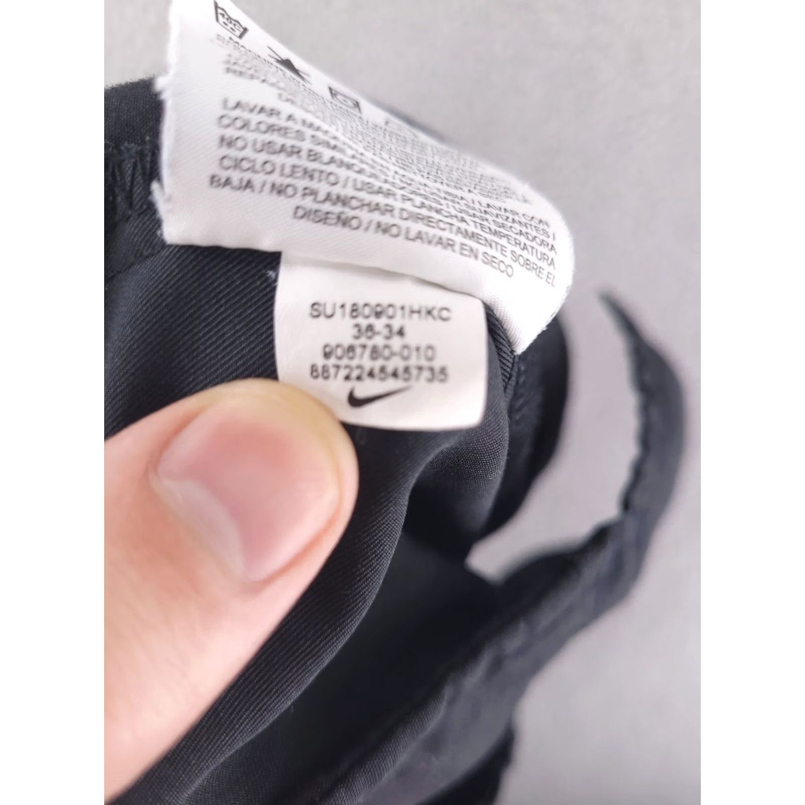 Nike Nike Pants Mens 36x33 Black Dri Fit Regular Straight Polyester Chino Golf Style Pants Mens Black 36x33 Size US 36 / EU 52 - 5 Thumbnail