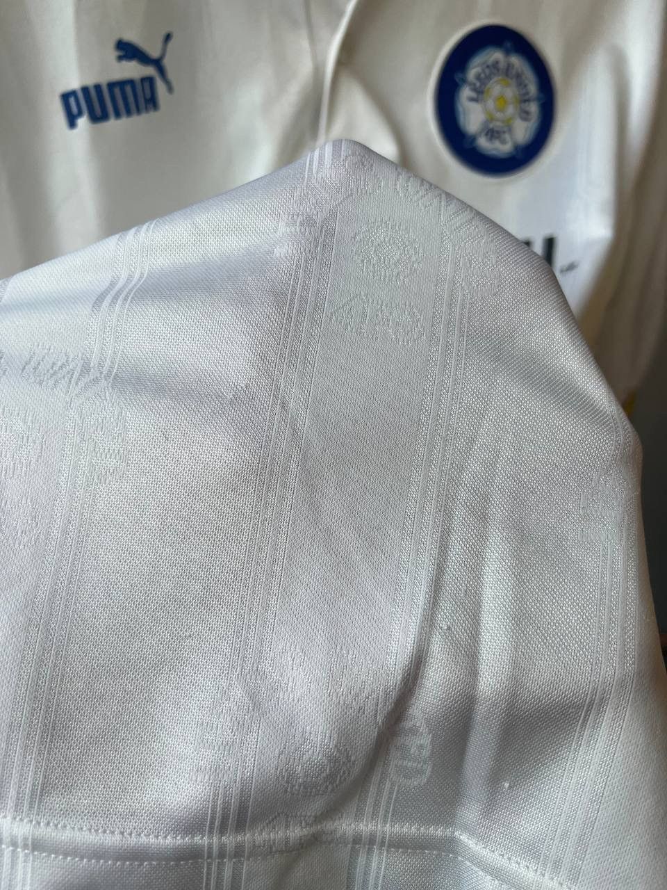 Puma 1996/98 LEEDS UNITED #7 SHARPE HOME SOCCER JERSEY SHIRT M Size US M / EU 48-50 / 2 - 13 Thumbnail