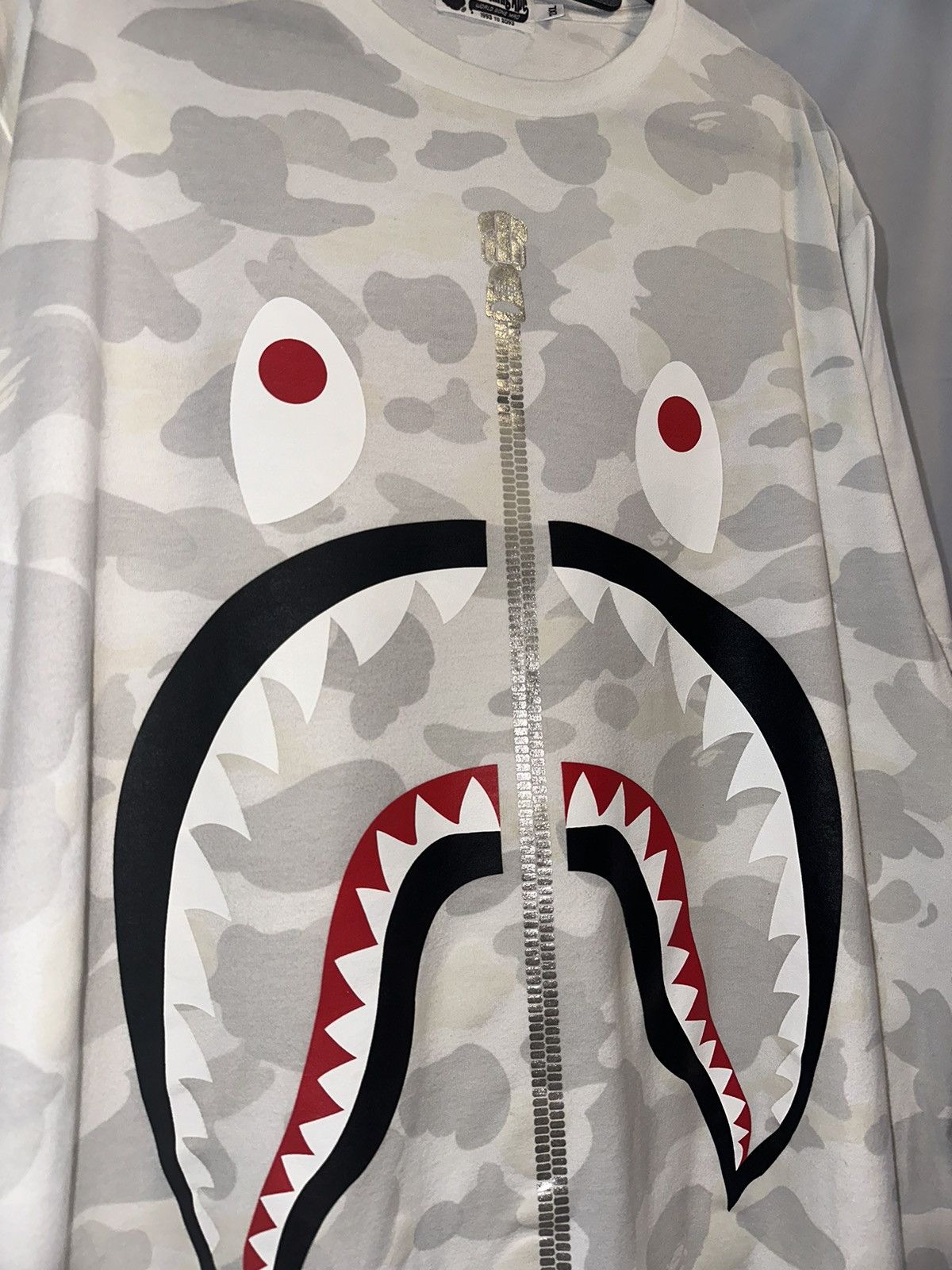 Bape BAPE Glow in the Dark Shark Camo Tee Size US XXL / EU 58 / 5 - 2 Thumbnail