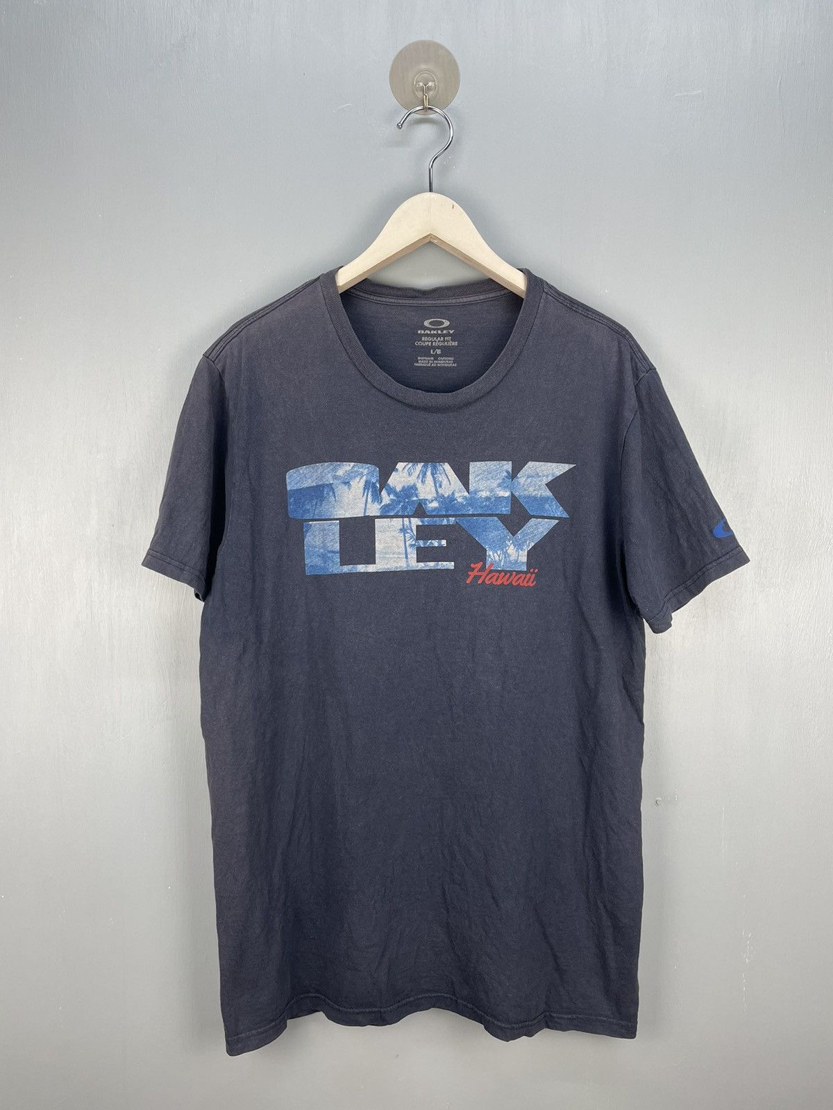 Oakley × Vintage Vintage Oakley Hawaii t shirt Size US L / EU 52-54 / 3 - 1 Thumbnail