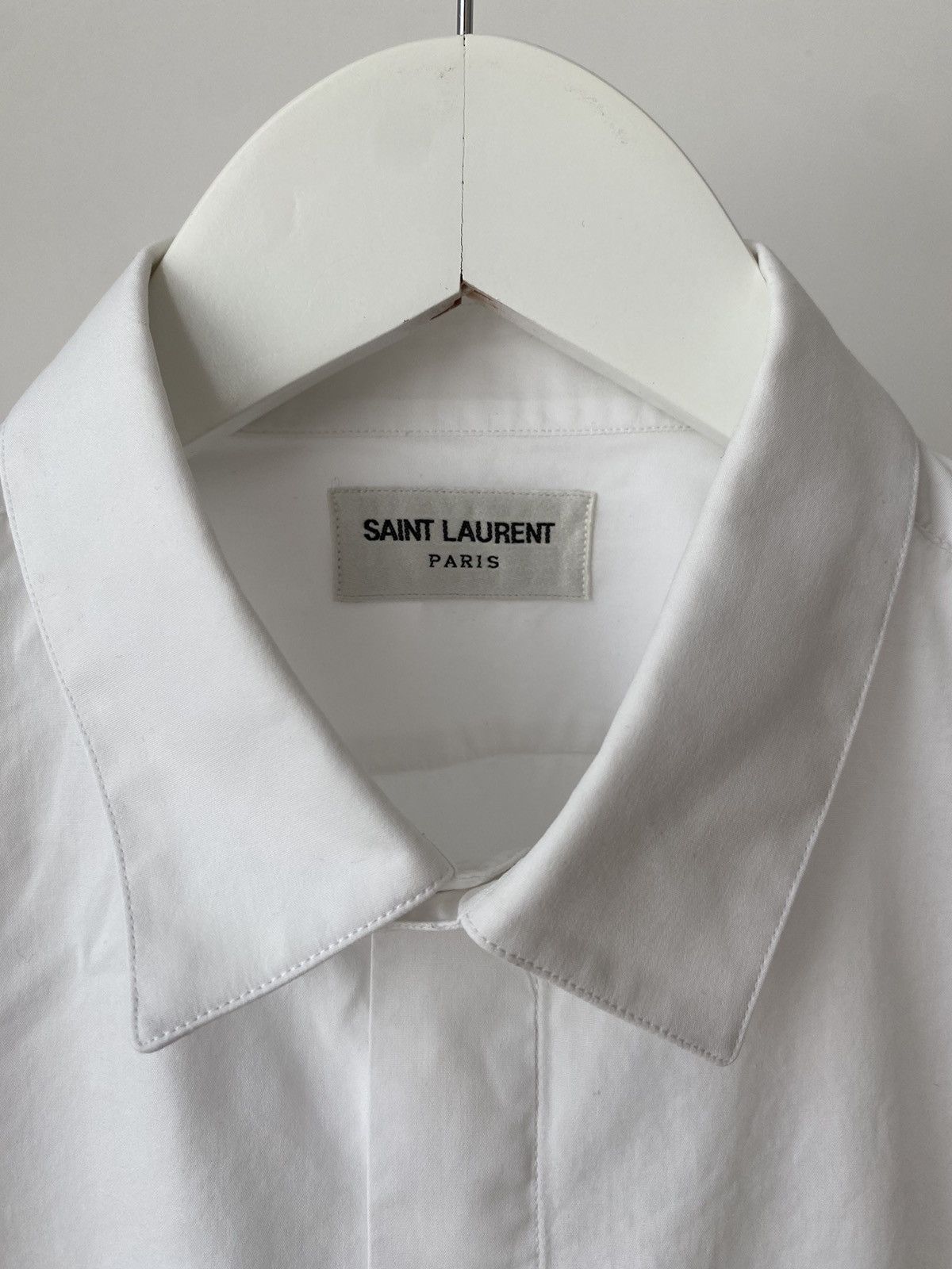 Saint Laurent Paris Saint Laurent Paris white button up basic shirt Size US M / EU 48-50 / 2 - 3 Thumbnail
