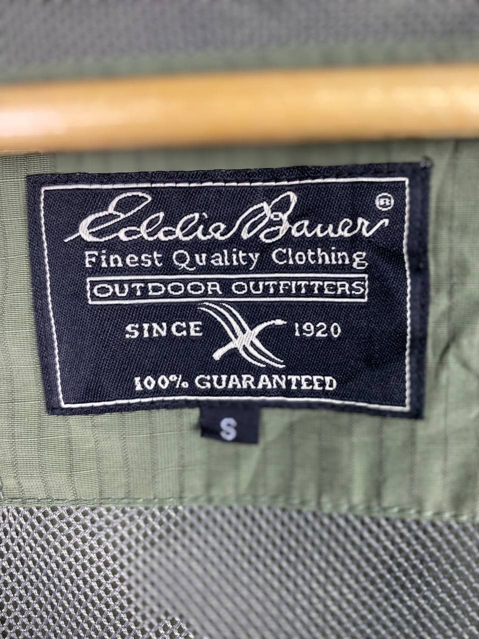 Eddie Bauer vintage eddie bauer nylon vest net lining nice design Size US S / EU 44-46 / 1 - 6 Thumbnail