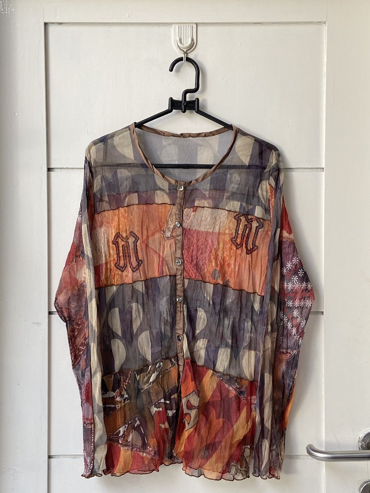 C'EST MOIJEU FEMME Motive Mesh Shirt