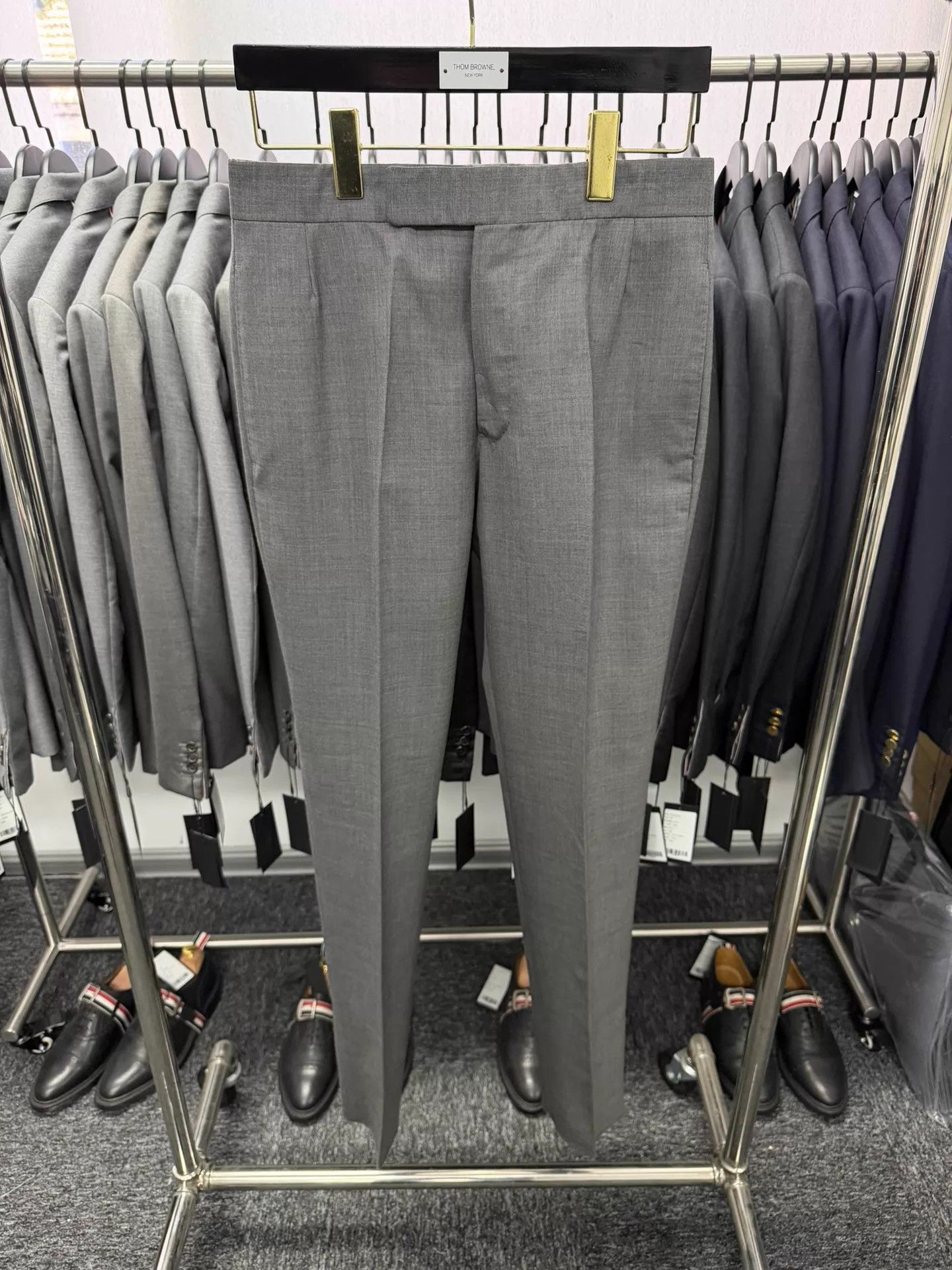 Thom Browne Thom Browne High-Waisted Mid-Gray Men's Trousers Size US 28 / EU 44 - 1 Thumbnail