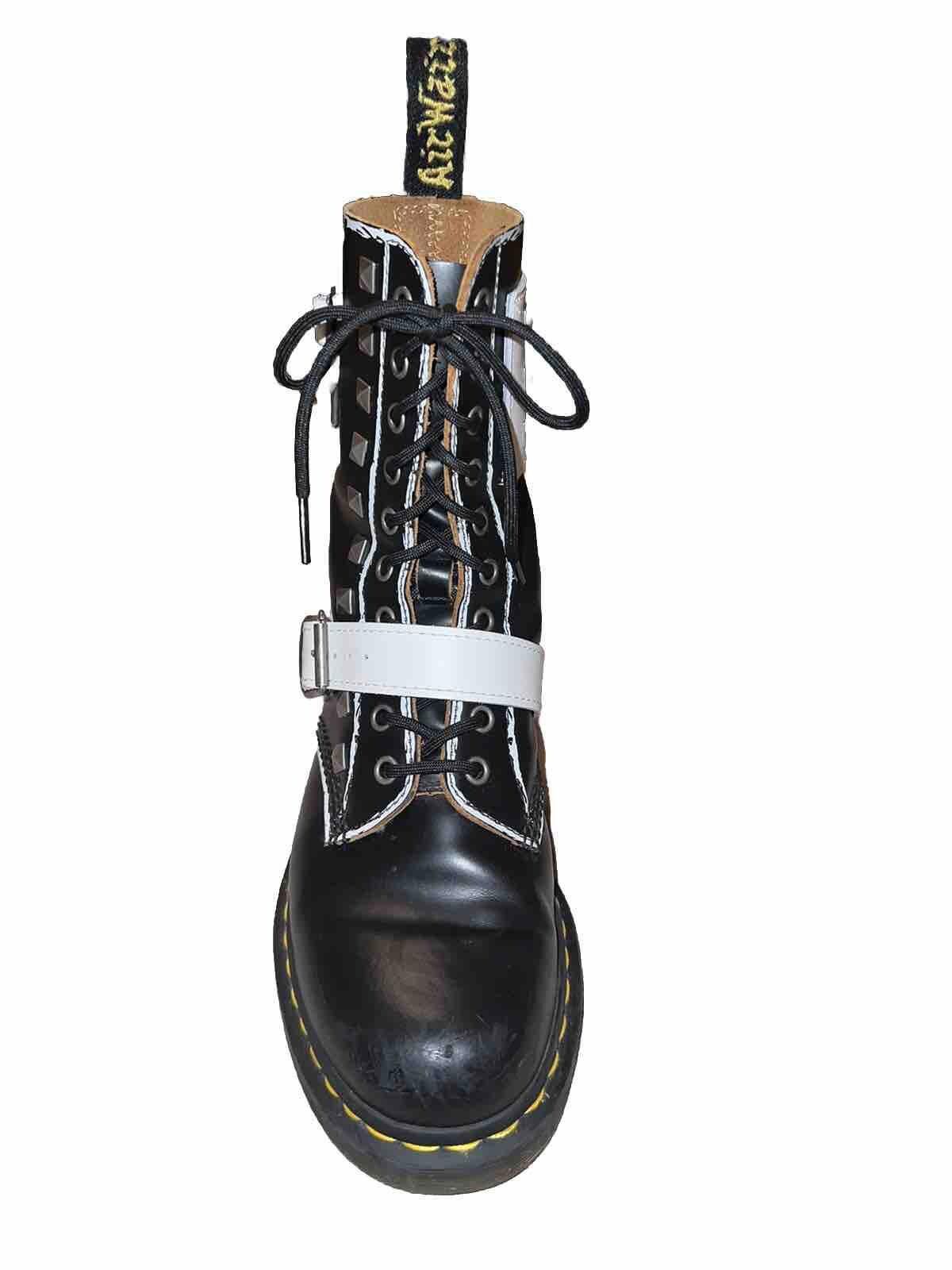 Dr. Martens Dr Martens 1490 Joska Stud Buckle Boots Black/White W9 M8 Size US 9 / IT 39 - 10 Thumbnail