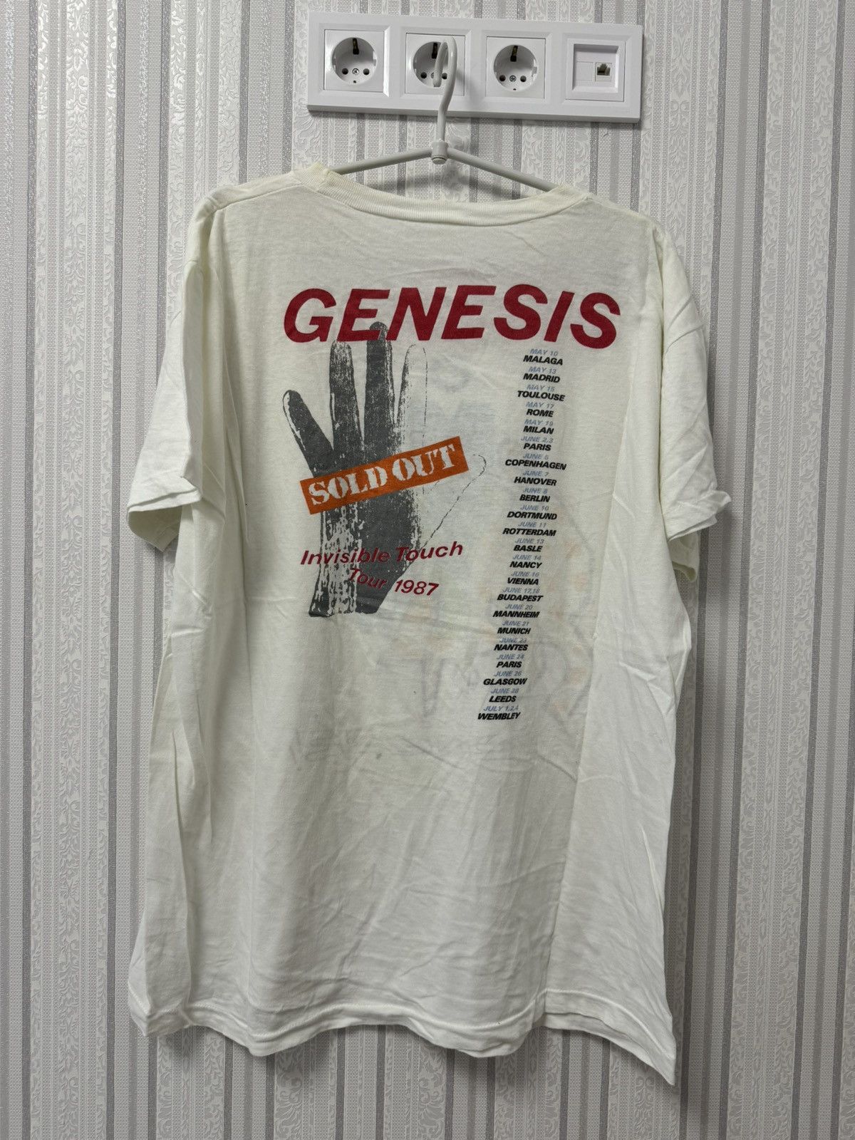 Band Tees × Vintage Vintage Genesis Invisible Touch Tour 1987 Tee Concert Merch Size US L / EU 52-54 / 3 - 2 Thumbnail