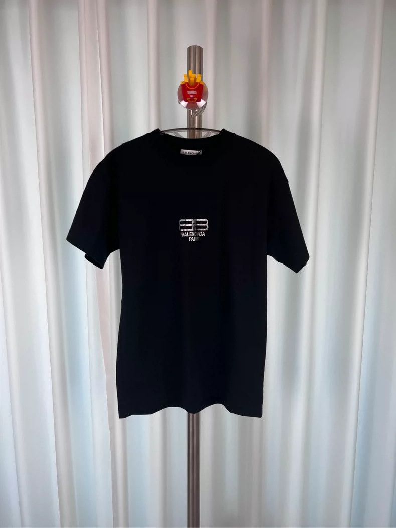 Balenciaga Balenciaga Black rhinestone BB lock logo short sleeve Size US XS / EU 42 / 0 - 2 Thumbnail
