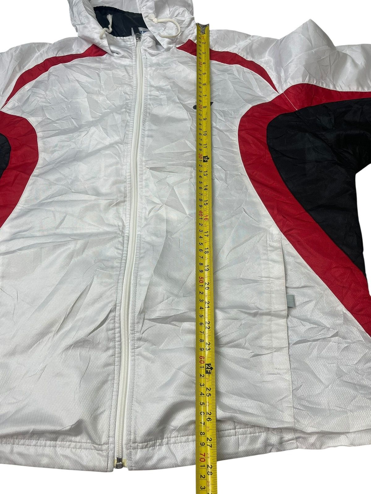 Japanese Brand Vintage Yonex Heat Capsule Windbreaker Jacket Size US L / EU 52-54 / 3 - 4 Thumbnail