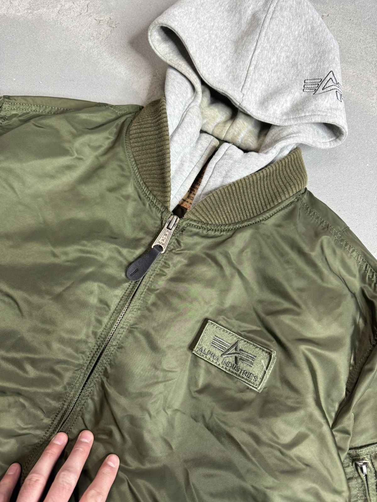 Alpha Industries × Vintage Vintage Alpha Industries Hooded Bomber Jacket Size US XL / EU 56 / 4 - 3 Thumbnail