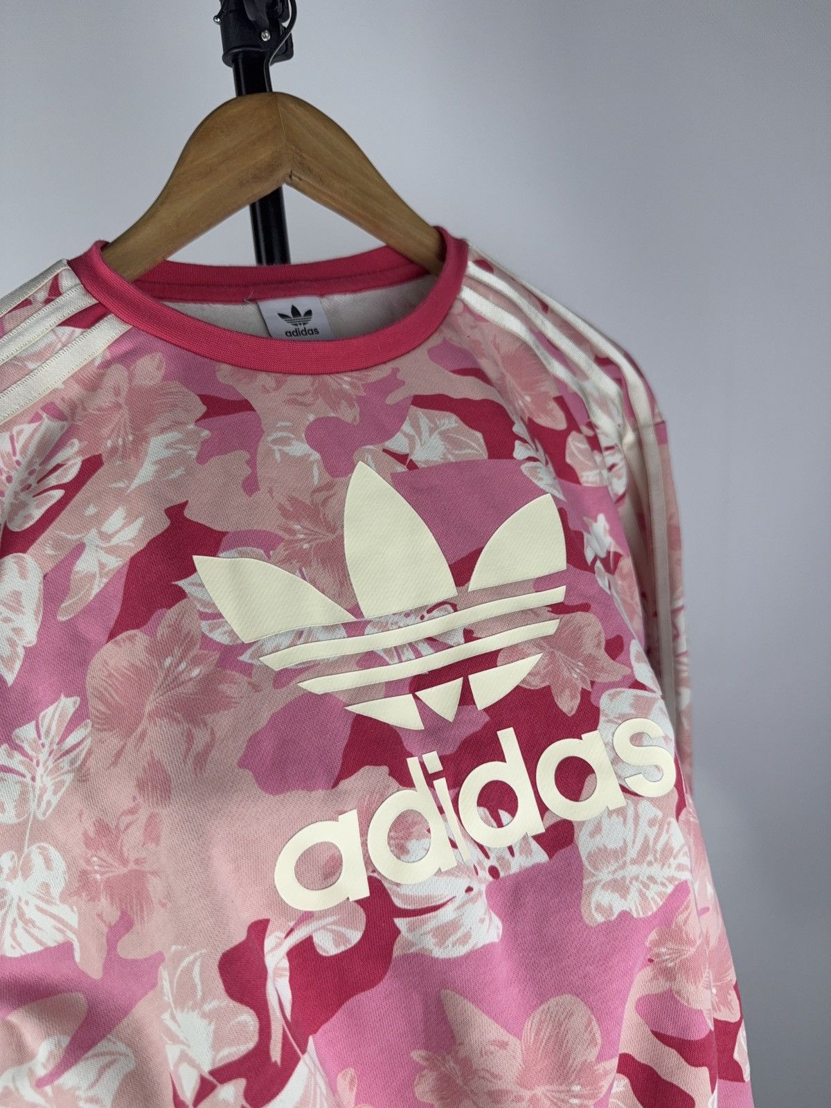 Adidas Vintage style Big Logo Floral pattern sweatshirt Size S / US 4 / IT 40 - 3 Thumbnail